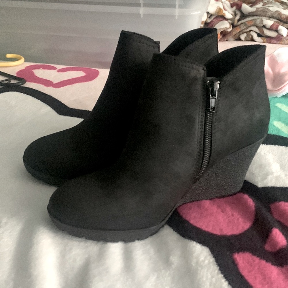 MIA Black Wedge Booties